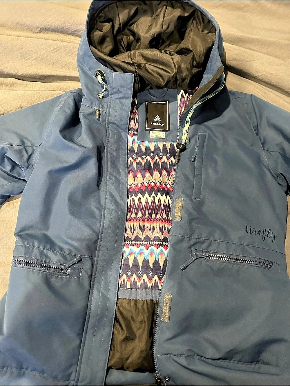 Pretty Men's Geometric Performance Jacket in Blue